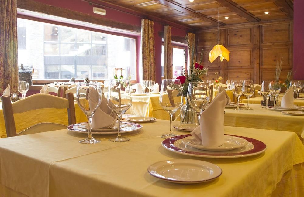 בקיירה-ברט Hotel Chalet Bassibe מראה חיצוני תמונה